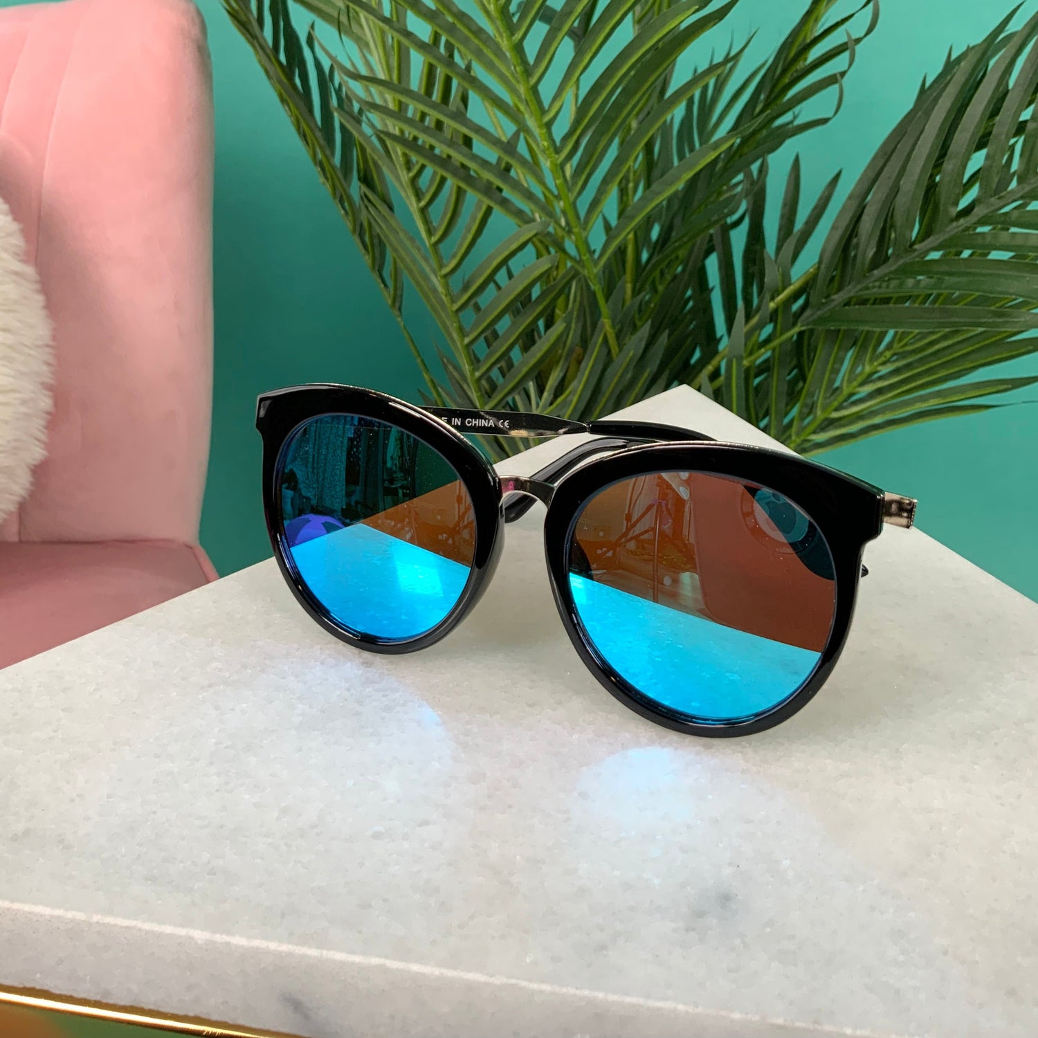 Vintage Oversize Sunglasses - Blue Lens